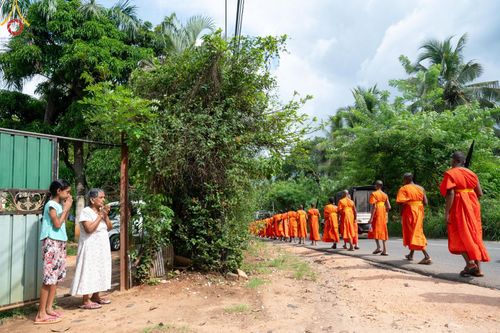 ภาพ No.139961:PhotoStory มหาศรัทธา ธรรมยาตราศรีลังกา EP.2 พิธีเปิดโครงการสยาม-ลังกา ธรรมยาตรา ฉลองเทศกาลวิสาขบูชาแห่งชาติ ศรีลังกา บูชาธรรม 80 ปีหลวงพ่อธัมมชโย เมื่อวันที่ 17 พฤษภาคม พ.ศ. 2567