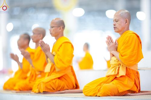 ภาพ No.205957:พิธีตักบาตร และ พิธีบูชาข้าวพระ ในวันอาทิตย์ต้นเดือน 2 กุมภาพันธ์ พ.ศ. 2568 ณ สภาธรรมกายสากล วัดพระธรรมกาย