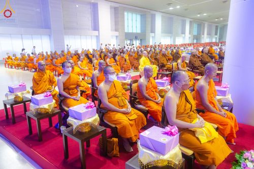 ภาพ No.146884:การต้อนรับพระสังฆาธิการ 2,000 กว่าวัดทั่วประเทศ และพิธีบูชาข้าวพระ เนื่องในวันสมาธิโลก วันอาทิตย์ที่ 4 สิงหาคม พ.ศ. 2567 ณ สภาธรรมกายสากล วัดพระธรรมกาย