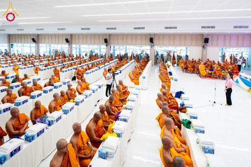 ภาพ No.156249:พิธีถวายสังฆทานแด่คณะสงฆ์ 323 วัด 4 จังหวัดชายแดนภาคใต้ ปีที่ 20 ครั้งที่ 173 พิธีมอบกองทุนหนุนแรงใจช่วยครูใต้ ปีที่ 17 ครั้งที่ 137 วันเสาร์ที่ 21 กันยายน พ.ศ.2567 ณ ศูนย์ปฏิบัติธรรมภาคใต้ อ.บางกล่ำ จ.สงขลา