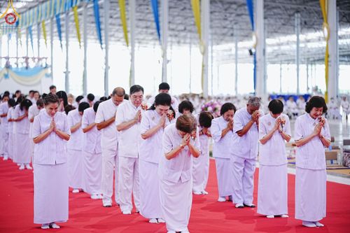 ภาพ No.149831:พิธีจุดเทียนใจ ไฟนิรันดร์ อนันตชัย วันอาทิตย์ที่ 25 สิงหาคม พ.ศ.2567 วัดพระธรรมกาย จ.ปทุมธานี