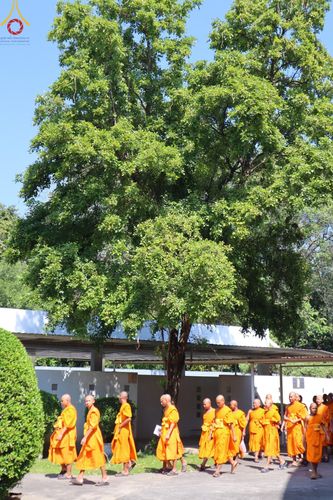 ภาพ No.177474:พิธีถวายภัตตาหารเมนูสวรรค์ และพิธีบุพเปตพลี ครั้งที่ 158 ร่วมอุทิศบุญแด่หมู่ญาติที่ล่วงลับไปแล้ว และสืบทอดอายุพระพุทธศาสนา ณ วัดพระธรรมกาย วันที่ 30 พฤศจิกายน พ.ศ.2567 (วันพระ แรม 15 ค่ำ เดือน 12)