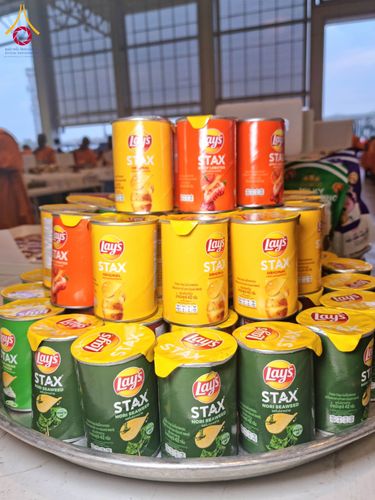 ภาพ No.202785:พิธีถวายภัตตาหารเป็นสังฆทาน แด่พระธรรมยาตรา ณ วัดพระธรรมกาย ตำบลคลองสาม อำเภอคลองหลวง จังหวัดปทุมธานี ในโครงการธรรมยาตรา กตัญญูบูชา มหาปูชนียาจารย์ พระมงคลเทพมุนี(สด จนฺทสโร) พระผู้ปราบมาร อนุสรณ์สถาน 7 แห่ง ปีที่ 13 วันที่ 28 มกราคม พ.ศ. 2568