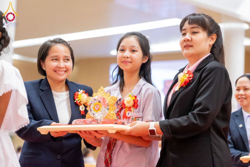 ภาพ No.207634:พิธีมอบโล่พระราชทาน สมเด็จพระกนิษฐาธิราชเจ้า กรมสมเด็จพระรัตนราชสุดาฯ สยามบรมราชกุมารี และโล่เกียรติยศโครงการตอบปัญหาธรรมะ "ทางก้าวหน้า" ครั้งที่ 42 พิธีมอบโล่วัชรเกียรติยศ โครงการตอบปัญหาศีลธรรมเพื่อสันติภาพโลก (WORLD-PEC) ครั้งที่ 18 วันที่ 12 ก.พ. 2568