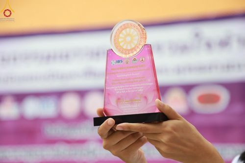 ภาพ No.185003:กิจกรรมวันรวมพลังเด็กดี V-Star ผู้นำฟื้นฟูศีลธรรมโลก กรุงเทพมหานคร ณ วัดมหาธาตุยุวราชรังสฤษฎิ์ราชวรมหาวิหาร กรุงเทพมหานคร ในวันที่ 13 ธันวาคม พ.ศ. 2567