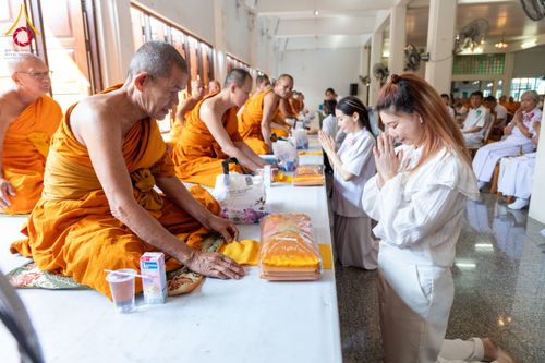 ภาพ No.204736:พิธีทอดผ้าป่าทำนุบำรุงศาสนสถาน ณ วัดเกิดการอุดม ตำบลคลองสาม อำเภอคลองหลวง จังหวัดปทุมธานี ในโครงการธรรมยาตรา กตัญญูบูชา มหาปูชนียาจารย์ พระมงคลเทพมุนี(สด จนฺทสโร) พระผู้ปราบมาร อนุสรณ์สถาน 7 แห่ง ปีที่ 13 วันที่ 30 มกราคม พ.ศ. 2568