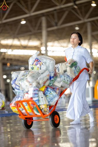 ภาพ No.186675:V.48 ผลงาน V-Peace ปลายปี 2567 ภาพโดย : ช่างภาพ V-Peace และ ช่างภาพศูนย์ภาพนิ่ง