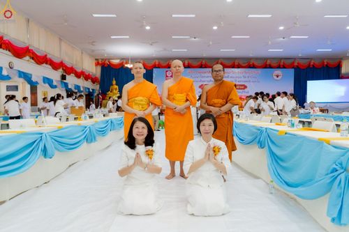 ภาพ No.233629:วันจันทร์ที่ 7 กรกฎาคม พ.ศ. 2568 จังหวัดบุรีรัมย์รวมใจ สัมมนาคณะสงฆ์ เพื่อฟื้นฟูพระพุทธศาสนา  โครงการทอดกฐินสามัคคีทั่วไทย 30,000 วัด ประจำปีพุทธศักราช 2568 และพิธีถวายมหาสังฆทาน 300 กว่าวัด โดยคณะศิษยานุศิษย์ บูชาธรรม 81 ปี หลวงพ่อธัมมชโย  ณ วัดกลาง พระ