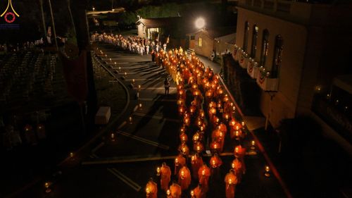 ภาพ No.138357:วิสาขบูชานานาชาติ วัดพระธรรมกายแคลิฟอร์เนีย ประเทศสหรัฐอเมริกา วันพุธที่ 22 พฤษภาคม พ.ศ. 2567