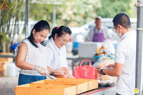ภาพ No.216055:วันพฤหัสบดีที่ 3 เมษายน พ.ศ. 2568 พิธีบรรพชาสามเณร ภาคฤดูร้อน รุ่นที่ 15  บูชาธรรมหลวงพ่อธัมมชโย 81 ปี 81 รูป ณ ศูนย์ปฏิบัติธรรมสวนผึ้ง จ.ราชบุรี