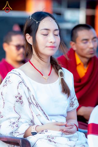 ภาพ No.213002:วันที่ 14 - 15 มีนาคม พ.ศ. 2568 คณะสงฆ์และสามเณรเดินธรรมยาตรา ในโครงการบวชสามเณรเนปาล 500 รูป ไปยังสถานที่รอบมายาเทวีและลุมพินีเกรด ณ ลุมพินี ประเทศเนปาล