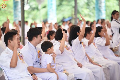 ภาพ No.158214:พิธีทอดผ้าป่า ติดตั้งแผ่นสิริฉะทะนะรัสมี(หลังคา) อาคาร 80 ปี หลวงพ่อธัมมชโย วันอาทิตย์ที่ 22 กันยายน พ.ศ. 2567 ณ ศูนย์ปฏิบัติธรรมวิหารแดง อ.วิหารแดง จ.สระบุรี