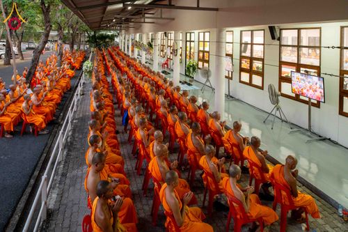 ภาพ No.314694:วันเสาร์ที่ 21 มีนาคม พ.ศ. 2569 พิธีบำเพ็ญกุศล คุณพ่อณรงค์ จินตมากุล  สิริอายุ 99 ปี 11 เดือน โยมบิดา พระครูปลัดรัตนวีรวัฒน์ (รังสฤษดิ์ อิทฺธิจินตโก) ที่ปรึกษาเจ้าคณะจังหวัดปทุมธานี เจ้าอาวาสวัดพระธรรมกาย  ณ ห้องปลูกศรัทธา 2 วัดพระธรรมกาย ปทุมธานี