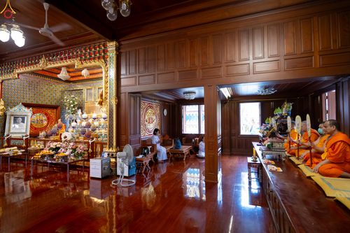 ภาพ No.299915:วันที่ 22 มกราคม พ.ศ.2569 พระธรรมยาตราปฏิบัติธรรม และถ่ายภาพหมู่ประวัติศาสตร์ ณ อาคารธรรมยาตรา กตัญญูบูชามหาปูชนียาจารย์  ตรงข้ามวัดปากน้ำภาษีเจริญ จ.กรุงเทพมหานคร ในโครงการธรรมยาตรา กตัญญูบูชา มหาปูชนียาจารย์ พระมงคลเทพมุนี(สด จนฺทสโร) พระผู้ปราบมาร อนุ