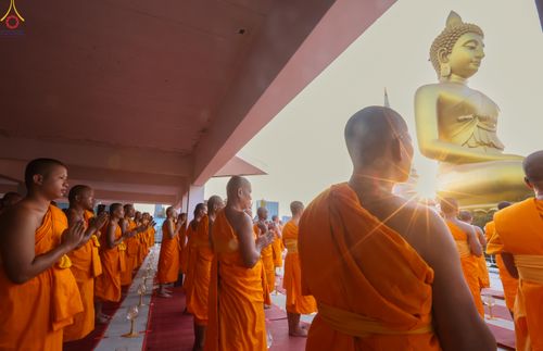 ภาพ No.302835:วันที่ 24 มกราคม พ.ศ. 2569 พิธีจุดประทีปธรรมถวายเป็นพุทธบูชา  และบูชาธรรมมหาปูชนียาจารย์  ณ อาคารธรรมยาตรา กตัญญูบูชามหาปูชนียาจารย์  ตรงข้ามวัดปากน้ำภาษีเจริญ จ.กรุงเทพมหานคร ในโครงการธรรมยาตรา กตัญญูบูชา มหาปูชนียาจารย์ พระมงคลเทพมุนี(สด จนฺทสโร) พระผู