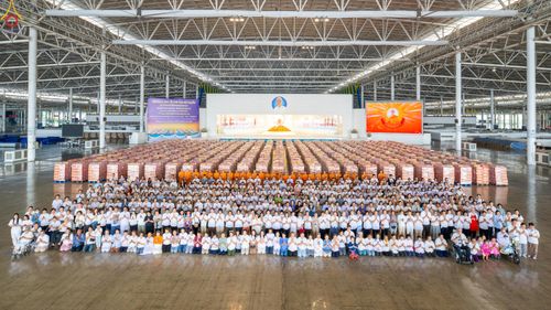 ภาพ No.322203:วันที่ 14 เมษายน พ.ศ.2569 การเตรียมกล่องไทยธรรม วันสุดท้าย เพื่องานถวายมหาสังฆทาน 40,000 กว่าวัดทั่วประเทศ วันคุ้มครองโลก 22 เมษายน พ.ศ.2569 วัดพระธรรมกาย