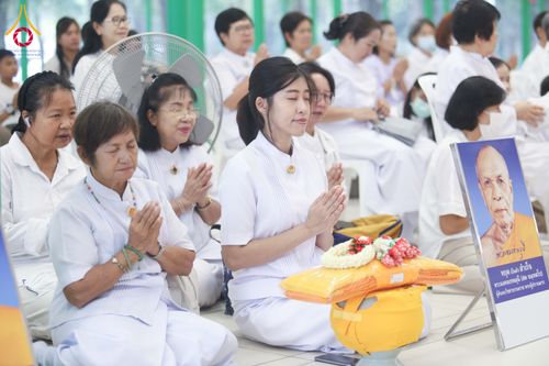 ภาพ No.298124:วันเสาร์ที่ 17 มกราคม พ.ศ. 2569 พิธีบรรพชาอุปสมบท โครงการอุปสมบทหมู่ บูชาธรรมครบ 117 ปี คุณยายอาจารย์มหารัตนอุบาสิกาจันทร์ ขนนกยูง  ณ อุโบสถพระไตรปิฎก วัดพระธรรมกาย