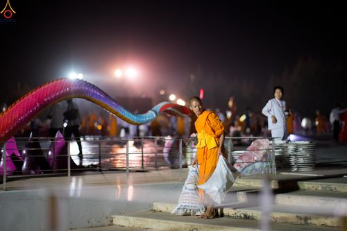 ภาพ No.306646:ภาพเบื้องหลังอาสาสมัครรวมใจ ชุดที่ 5 ในโครงการธรรมยาตรา กตัญญูบูชา มหาปูชนียาจารย์ พระมงคลเทพมุนี(สด จนฺทสโร) พระผู้ปราบมาร อนุสรณ์สถาน 7 แห่ง ปีที่ 14