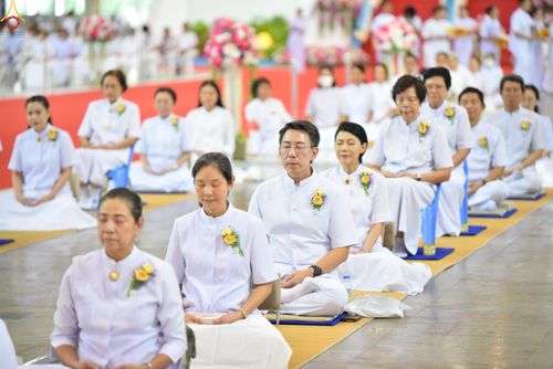 ภาพ No.342855:วันอาทิตย์ที่ 9 สิงหาคม พ.ศ.2569 พิธีจุดเทียนใจ ไฟนิรันดร์ อนันตชัย ณ รัตนบัลลังก์ วัดพระธรรมกาย
