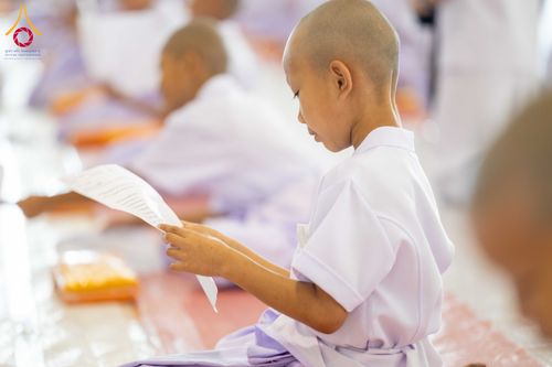 ภาพ No.319460:วันเสาร์ที่ 4 เมษายน พ.ศ.2569 พิธีขอขมา มอบผ้าไตร และถวายบาตรแด่นาคธรรมทายาท ในโครงการบรรพชาสามเณรฟื้นฟูพระพุทธศาสนาทั่วไทย โครงการหน่อแก้วเปรียญธรรม รุ่นที่ 14 โครงการสามเณรยุวธรรมทายาท รุ่นที่ 34 โครงการสามเณรมัชฌิมธรรมทายาท รุ่นที่ 30 ณ สภาธรรมกายสากล