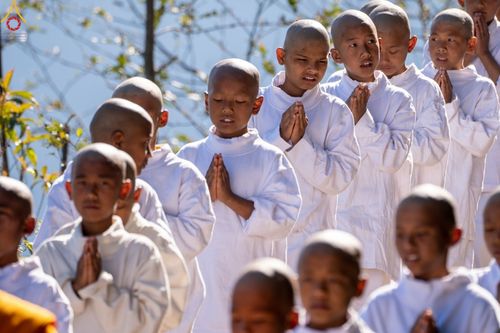 ภาพ No.80326:โครงการบรรพชาสามเณรภาคฤดูร้อน 100 รูป   ณ วัดมาศคันธะพุทธวิหาร เมืองลลิตปูร ประเทศเนปาล   ระหว่างวันที่ 5-15 เมษายน พ.ศ. 2566