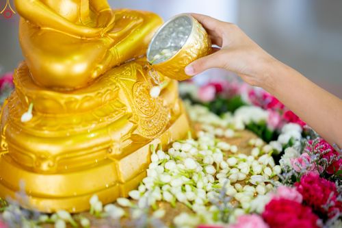 ภาพ No.318258:วันอาทิตย์ต้นเดือนที่ 5 เมษายน พ.ศ.2569 พิธีตักบาตร ณ บ้านแก้วเรือนทองคุณยายอาจารย์ฯ วัดพระธรรมกาย