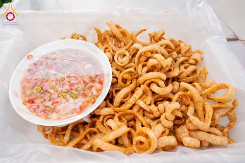 ภาพ No.293809:วันที่ 14 มกราคม พ.ศ. 2569  พิธีถวายภัตตาหารเป็นสังฆทาน แด่พระธรรมยาตรา  ณ วัดสองพี่น้อง ต.ต้นตาล อ.สองพี่น้อง จ.สุพรรณบุรี  ในโครงการธรรมยาตรา กตัญญูบูชา มหาปูชนียาจารย์  พระมงคลเทพมุนี(สด จนฺทสโร) พระผู้ปราบมาร  อนุสรณ์สถาน 7 แห่ง ปีที่ 14