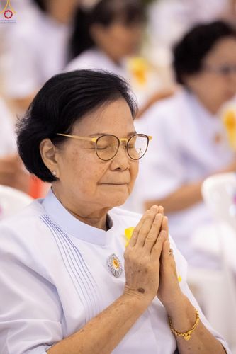 ภาพ No.345715:วันพฤหัสบดีที่ 27 สิงหาคม พ.ศ.2569 พิธีทอดผ้าป่าเพื่อถวายอุปกรณ์สื่อโสตทัศน์ อาคาร 82 ปี หลวงพ่อธัมมชโย พิธีทอดผ้าป่าสมทบกฐินวัดพระธรรมกาย และสมทบกฐิน 30,000 กว่าวัดทั่วไทย ครั้งที่ 1 ประจำปี พุทธศักราช 2569 ณ วัดพระธรรมกาย ปทุมธานี