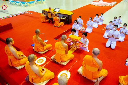 ภาพ No.92359:พิธีทอดกฐินธรรมชัยเพื่อสร้างอาคาร 115 ปี คุณยายอาจารย์มหารัตนอุบาสิกาจันทร์ ขนนกยูง อาทิตย์ต้นเดือนที่ 5 พฤศจิกายน พ.ศ. 2566 ณ วัดพระธรรมกาย จ.ปทุมธานี