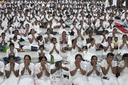 ภาพ No.278786:วันที่ 30 ตุลาคม 2568 กฐินสมทบวัดต่างประเทศ โดยคณะศิษยานุศิษย์ บูชาธรรม 81 ปี หลวงพ่อธัมมชโย ณ วัดศรีธรรมานันทะ บาลังโกด้า ประเทศศรีลังกา วัดสังฆราช อมรปุระนิกาย สมเด็จไมตรี มูรตี