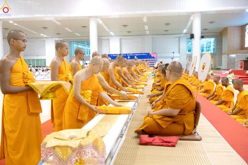 ภาพ No.339647:วันที่ 18 กรกฎาคม พ.ศ.2569 วันมหารำลึก ครั้งที่ 36 ณ ห้องแก้วสารพัดนึก 1 วัดพระธรรมกาย