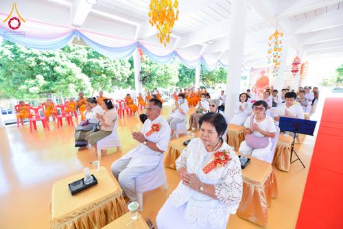 ภาพ No.313035:วันเสาร์ที่ 28 กุมภาพันธ์  พ.ศ. 2569 พิธีทอดผ้าป่าสามัคคีเพื่อสร้างอาคารที่พักสามเณร ณ ศูนย์ปฏิบัติธรรมสวนผึ้ง จ.ราชบุรี