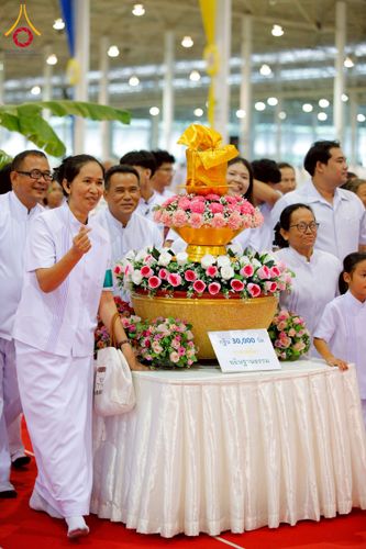 ภาพ No.264702:วันอาทิตย์ที่ 2 พฤศจิกายน พ.ศ. 2568 พิธีทอดกฐินสามัคคี ณ สภาธรรมกายสากล วัดพระธรรมกาย