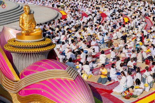 ภาพ No.289600:วันที่ 7 มกราคม พ.ศ. 2569 พิธีต้อนรับพระธรรมยาตรา ณ อนุสรณ์สถานลำดับที่ 2 สถานที่ตั้งมโนปณิธานบวชตลอดชีวิต อนุสรณ์สถานคลองบางนางแท่น อ.สามพราน จ.นครปฐม ในโครงการธรรมยาตรา กตัญญูบูชา มหาปูชนียาจารย์ พระมงคลเทพมุนี(สด จนฺทสโร) พระผู้ปราบมาร อนุสรณ์สถาน 7 แ