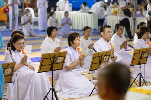 ภาพ No.290769:วันที่ 9 มกราคม พ.ศ. 2569 พิธีถวายภัตตาหารเป็นสังฆทาน แด่พระธรรมยาตรา ณ อนุสรณ์สถานคลองบางนางแท่น อ.สามพราน จ.นครปฐม ในโครงการธรรมยาตรา กตัญญูบูชา มหาปูชนียาจารย์ พระมงคลเทพมุนี(สด จนฺทสโร) พระผู้ปราบมาร อนุสรณ์สถาน 7 แห่ง ปีที่ 14