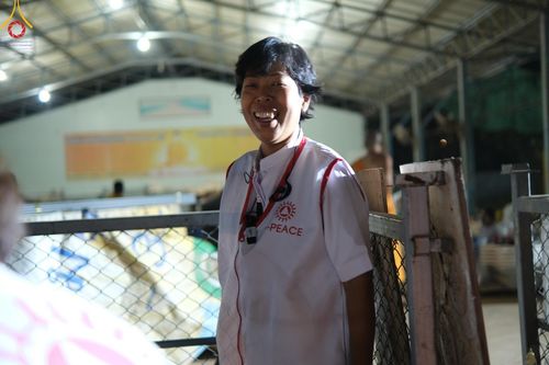 ภาพ No.130214:V.34 เพื่อธรรมเพื่อบางกล่ำ การรับบุญของเจ้าหน้าที่หน่วยงานต่างๆ  เพื่องานธรรมยาตราอัญเชิญพระบรมสารีริกธาตุ ประดิษฐาน ณ มหารัตนเจดีย์สิริปทุมสวรรค์ (เจดีย์อริยพุทธะ 5 พระองค์) ณ ศูนย์ปฏิบัติธรรมภาคใต้ อ.บางกล่ำ จ.สงขลา ระหว่างวันที่ 9-10 มีนาคม พ.ศ. 2567