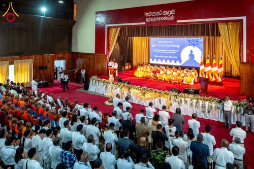 ภาพ No.226460:วันที่ 7-10 พฤษภาคม พ.ศ. 2568 โครงการเดินธรรมยาตรา สยาม-ลังกา ธรรมยาตรา ฉลองเทศกาลวิสาขบูชาแห่งชาติ ศรีลังกา บูชาธรรม 81 ปี หลวงพ่อธัมมชโย เมืองนูวราอิลิยา ประเทศศรีลังกา