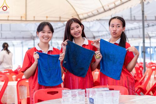 ภาพ No.59562:การอบรมอาสาสมัคร  เตรียมงานและจัดถวายภัตตาหาร แด่พระสังฆาธิการ 10,000 กว่าวัดทั่วประเทศ ในวันที่ 21-22 เมษายน พ.ศ.2567 เพื่องานวันคุ้มครองโลก จัดโดย ชมรมพุทธศาสตร์สากลฯ