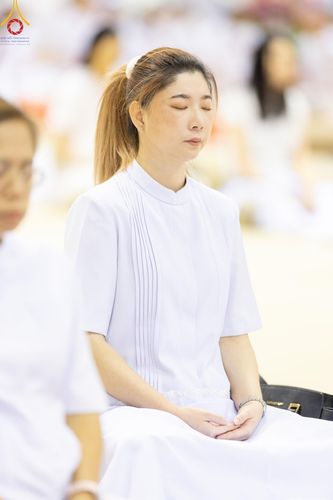 ภาพ No.207443:พิธีตักบาตร และปฏิบัติธรรมช่วงสาย ในวันมาฆบูชา วันพุธที่ 12 กุมภาพันธ์ พ.ศ. 2568 ณ วัดพระธรรมกาย จังหวัดปทุมธานี
