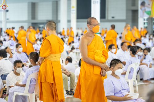 ภาพ No.78748:พิธีปลงผมนาคธรรมทายาท โครงการอบรมยุวธรรมทายาท มัชฌิมธรรมทายาท และธรรมทายาทรุ่นอุดมศึกษา ณ สภาธรรมกายสากล วัดพระธรรมกาย วันเสาร์ที่ 1 เมษายน พ.ศ. 2566