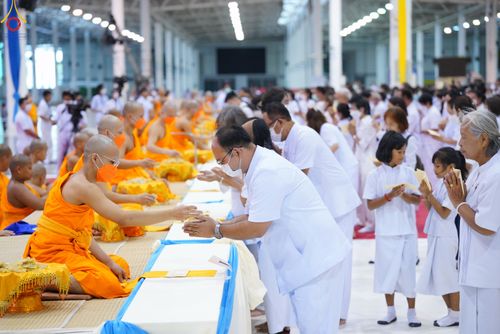 ภาพ No.83962:พิธีมุทิตาอุปสมบทพระมหาเปรียญธรรม ในวันอาทิตย์ที่ 2 กรกฎาคม พ.ศ.2566 ณ สภาธรรมกายสากล วัดพระธรรมกาย