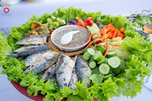 ภาพ No.289935:วันที่ 8 มกราคม พ.ศ. 2569 พิธีถวายภัตตาหารเป็นสังฆทาน แด่พระธรรมยาตรา ณ อนุสรณ์สถานคลองบางนางแท่น อ.สามพราน จ.นครปฐม ในโครงการธรรมยาตรา กตัญญูบูชา มหาปูชนียาจารย์ พระมงคลเทพมุนี(สด จนฺทสโร) พระผู้ปราบมาร อนุสรณ์สถาน 7 แห่ง ปีที่ 14