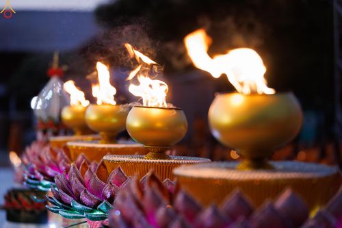 ภาพ No.294054:วันที่ 13 มกราคม พ.ศ. 2569 พิธีจุดประทีปถวายเป็นพุทธบูชา และบูชาธรรมมหาปูชนียาจารย์  (ภาพชุดที่ 2) ณ วัดสองพี่น้อง ต.ต้นตาล อ.สองพี่น้อง จ.สุพรรณบุรี ในโครงการธรรมยาตรา กตัญญูบูชา มหาปูชนียาจารย์ พระมงคลเทพมุนี(สด จนฺทสโร) พระผู้ปราบมาร อนุสรณ์สถาน 7 แห่