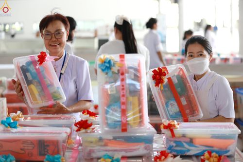 ภาพ No.280487:วันที่ 28 ธันวาคม พ.ศ.2568 พิธีถวายอุปกรณ์ทำความสะอาด ณ ห้องแก้วสารพัดนึก วัดพระธรรมกาย