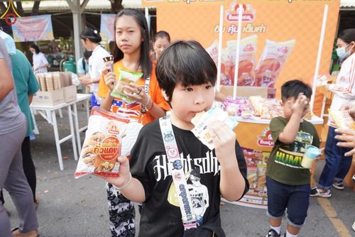 ภาพ No.111415:กิจกรรมงานวันเด็กแห่งชาติ รวมพลังเด็กเก่งและดี สร้างความดีสากล ปีที่ 6 ร่วมจัดโดย เทศบาลเมืองท่าโขลง พุทธสมาคมปทุมธานี องค์การบริหารส่วนตำบลคลองสาม ณ วัดพระธรรมกาย จ.ปทุมธานี วันที่ 13 มกราคม พ.ศ. 2567