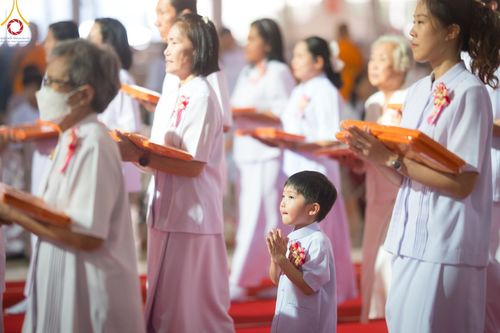 ภาพ No.177987:พิธีทอดผ้าป่าต้นสมบัติจักรพรรดิ ในวันอาทิตย์ที่ 1 ธันวาคม พ.ศ. 2567 ณ สภาธรรมกายสากล วัดพระธรรมกาย