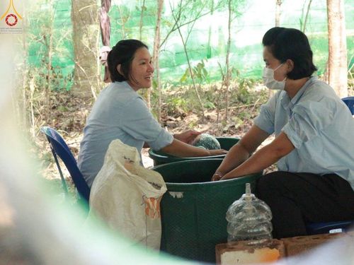 ภาพ No.128047:V.32 เต็มที่เพื่อบางกล่ำ การเตรียมงานของเจ้าหน้าที่หน่วยงานต่างๆ  เพื่องานธรรมยาตราอัญเชิญพระบรมสารีริกธาตุ ประดิษฐาน ณ ศูนย์ปฏิบัติธรรมภาคใต้ อ.บางกล่ำ จ.สงขลา ระหว่างวันที่ 9-10 มีนาคม พ.ศ. 2567