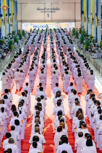 ภาพ No.160141:พิธีทอดผ้าป่าสมทบกฐินวัดพระธรรมกาย และสมทบกฐิน 30,000 วัดทั่วไทย ครั้งที่ 3 ณ สภาธรรมกายสากล วัดพระธรรมกาย วันพฤหัสบดีที่ 10 ตุลาคม พ.ศ. 2567