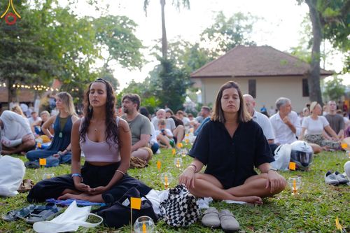 ภาพ No.156400:วัดพุทธบาหลีและวัดพระธรรมกาย จัดปฏิบัติธรรมนานาชาติ 1,151 คนจาก 78 ประเทศ ใน "วันสันติภาพสากล" ณ บาหลี อินโดนีเซีย วันเสาร์ที่ 21 กันยายน พ.ศ. 2567 เวลา 16.00-21.00 น. ณ พิพิธภัณฑ์ ARMA เมืองอูบุด จังหวัดบาหลี ประเทศอินโดนีเซีย