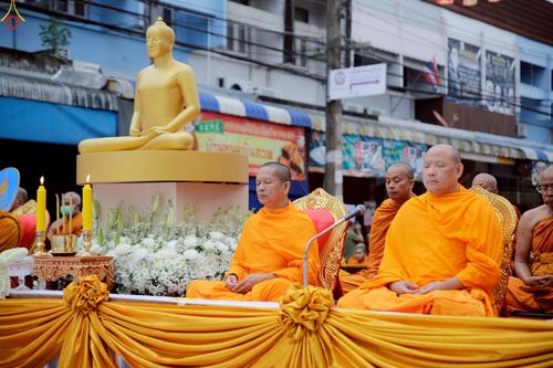 ภาพ No.245267:วันอาทิตย์ที่ 14 กันยายน พ.ศ. 2568 ตักบาตรพระ 555 รูป มหากุศล  น้อมถวายเป็นพุทธบูชา ณ หอนาฬิกาเบตง อ.เบตง จ.ยะลา